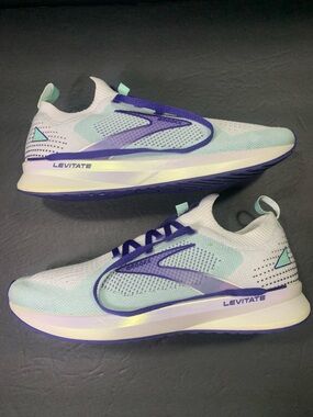 Brooks Levitate 5 Women’s Off White Blue Running Walking Sneakers Shoe Size-10